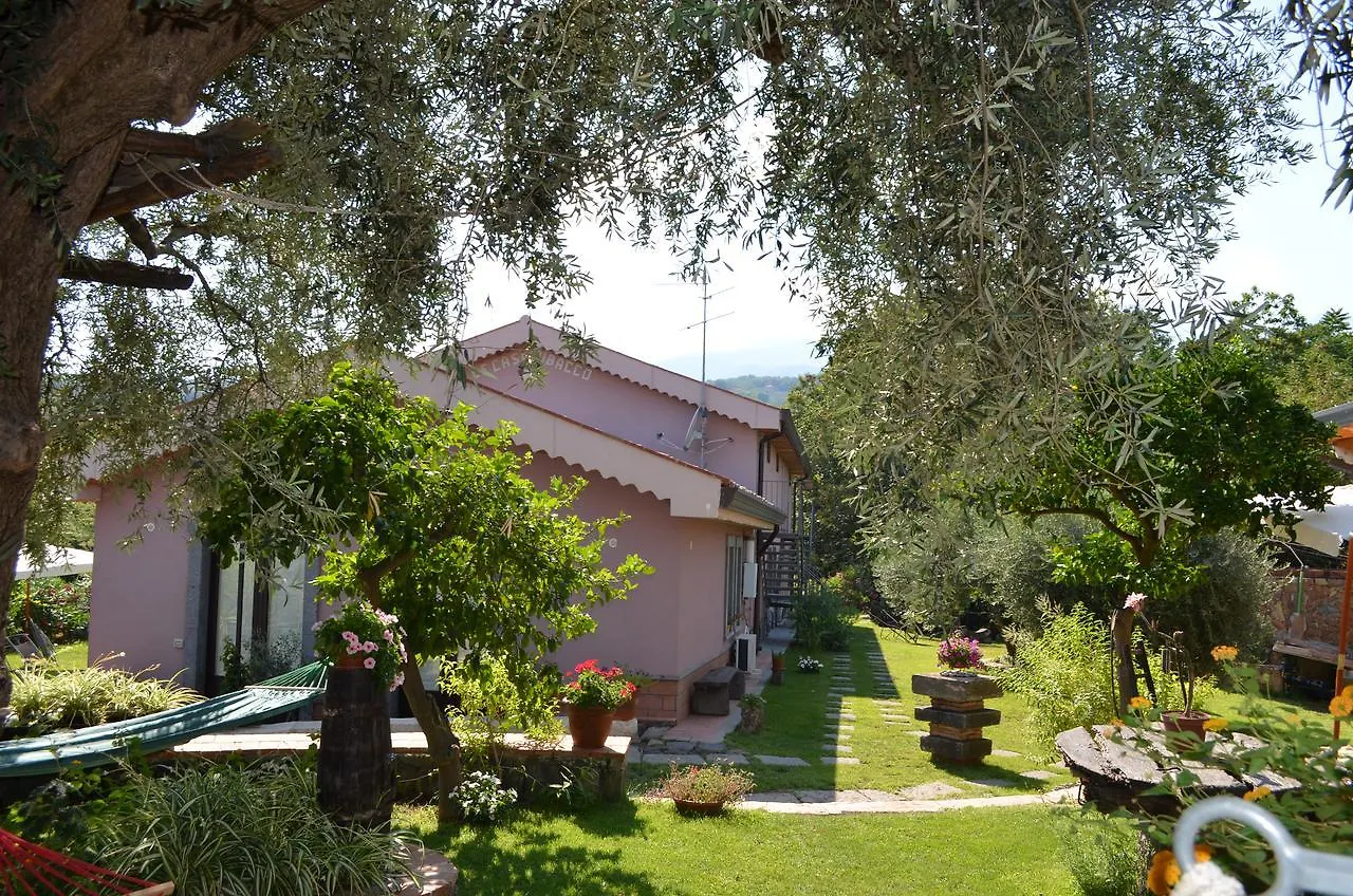 Le Case Di Bacco سانتا فينيرينا بيت للعطل