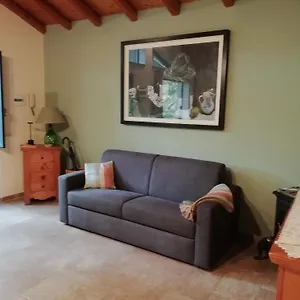 Vakantiehuis Vacanze Dietroserra, Viagrande